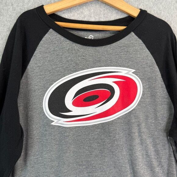 Boys Carolina Hurricanes Size‎ XL / 14 Grey Team Athletics Long Sleeve Tee Shirt - Picture 2 of 10